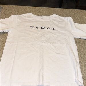 Tydal mens graphic shirt